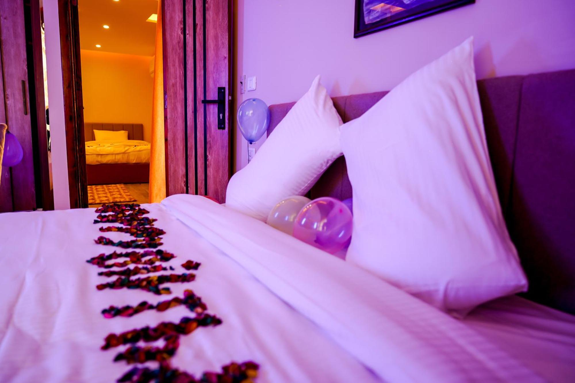 Pyramids Hotel Kafret el-Gabal エクステリア 写真
