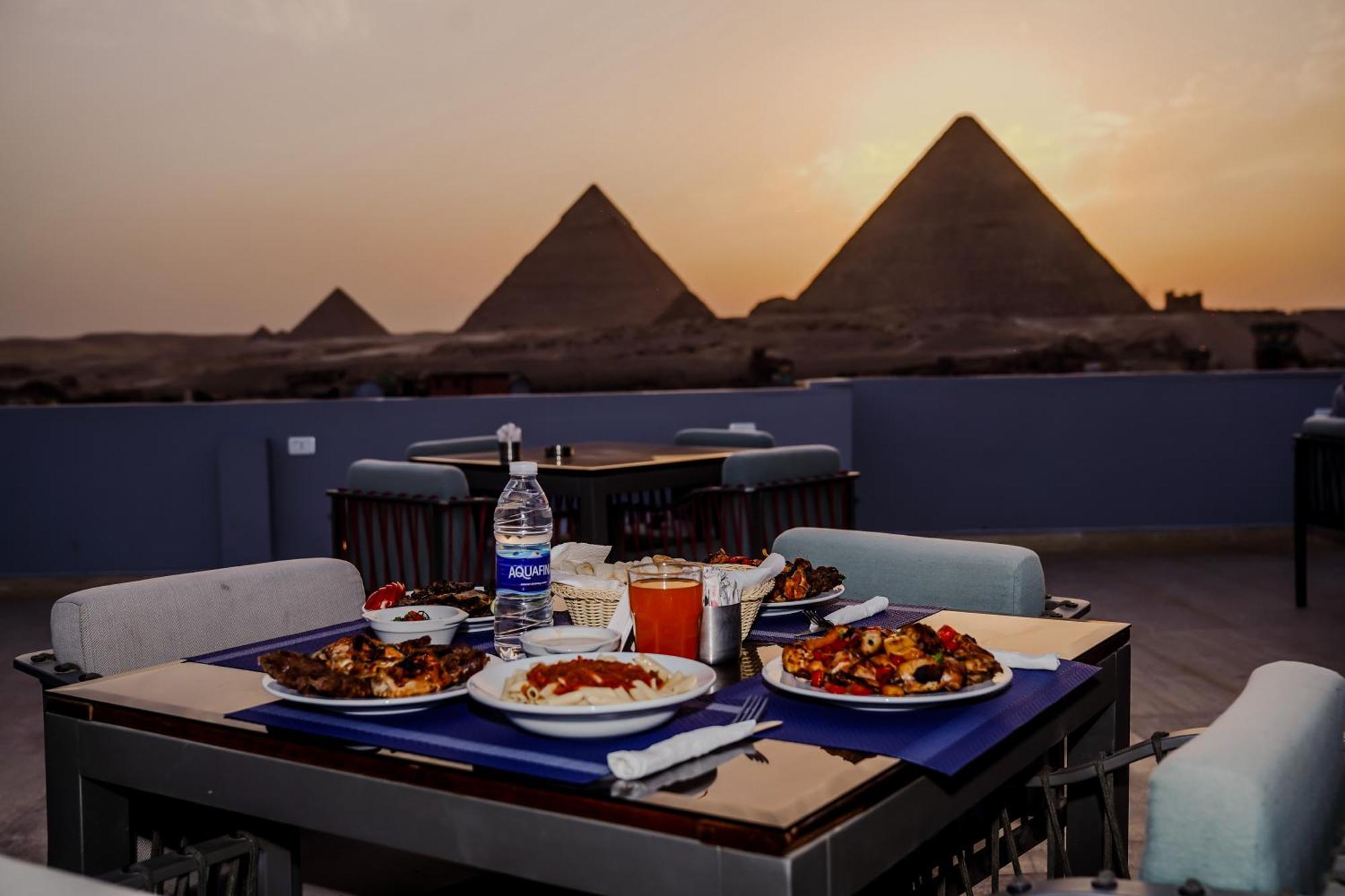 Pyramids Hotel Kafret el-Gabal エクステリア 写真